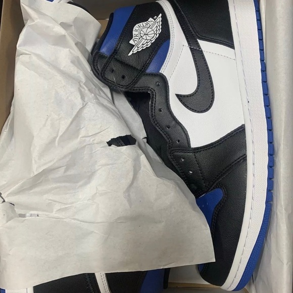 Air Jordan 1 Retro High Royal Toe sz 7y - Picture 2 of 2